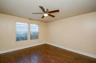 5830 Silver Oak, Missouri City, TX 77459 - Photo 7