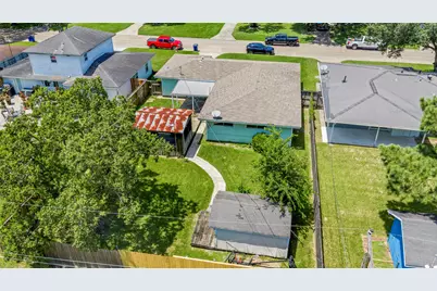 2001 14th Avenue N, Texas City, TX 77590 - Photo 19