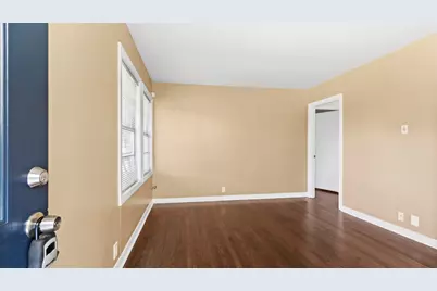 2001 14th Avenue N, Texas City, TX 77590 - Photo 3