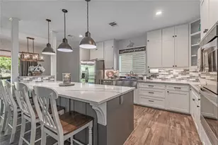 16 Wildwood Lake Dr, Huntsville, TX 77340 - Photo 13