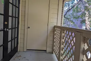 8055 Cambridge St, Houston, TX 77054 - Photo 11