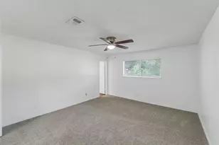 9243 Westwood Village Dr, Houston, TX 77036 - Photo 25