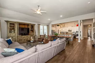 7418 Water Glen Ln, Manvel, TX 77578 - Photo 5