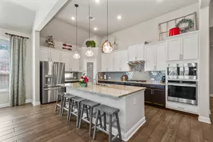 7418 Water Glen Ln, Manvel, TX 77578 - Photo 3