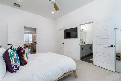 8324 Springwood Canyon Lane, Houston, TX 77055 - Photo 19