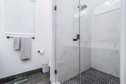 8324 Springwood Canyon Lane, Houston, TX 77055 - Photo 21