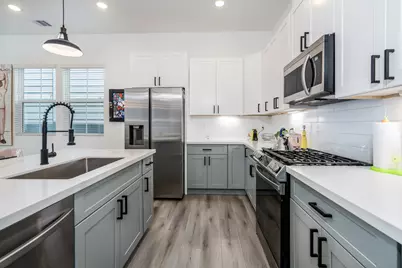 8324 Springwood Canyon Lane, Houston, TX 77055 - Photo 13