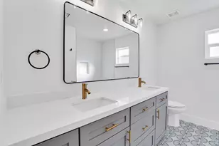 6123 Tuskegee St, Houston, TX 77091 - Photo 5