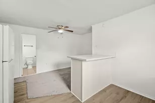 602 S 3rd St, La Porte, TX 77571 - Photo 7