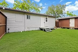 602 S 3rd St, La Porte, TX 77571 - Photo 13