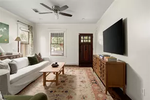 602 Aurora St, Houston, TX 77008 - Photo 9