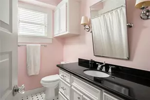 602 Aurora St, Houston, TX 77008 - Photo 19