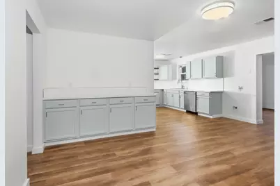 901 Luella Avenue, Deer Park, TX 77536 - Photo 9