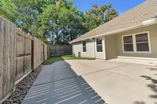 34 Greenwich Pl, Conroe, TX 77384 - Photo 25