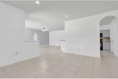 34 Greenwich Place, Conroe, TX 77384 - Photo 7