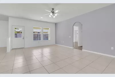 34 Greenwich Place, Conroe, TX 77384 - Photo 9