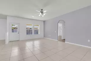 34 Greenwich Pl, Conroe, TX 77384 - Photo 9