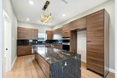 8307 Double Street, Houston, TX 77088 - Photo 7