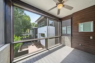 7002 Newcastle St, Bellaire, TX 77401 - Photo 41