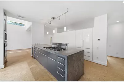7002 Newcastle Street, Bellaire, TX 77401 - Photo 29