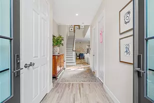 58 Bayou Pointe Dr, Houston, TX 77063 - Photo 3