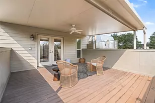 58 Bayou Pointe Dr, Houston, TX 77063 - Photo 17