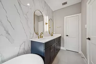 2223 Marnel Rd, Houston, TX 77055 - Photo 21