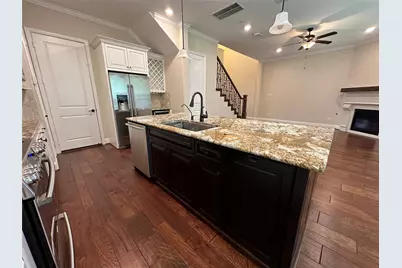 11 Silver Rock Drive, Tomball, TX 77375 - Photo 9