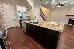 11 Silver Rock Dr, Tomball, TX 77375 - Photo 9