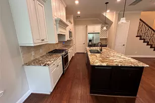 11 Silver Rock Dr, Tomball, TX 77375 - Photo 7