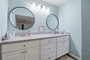 7458 Bahia Ln, Houston, TX 77489 - Photo 7