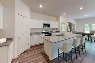 31034 Gayle Prairie Oaks St, Waller, TX 77484 - Photo 5
