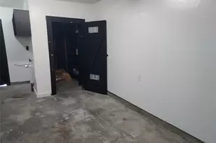 1008 Meadowlane St, Angleton, TX 77515 - Photo 9