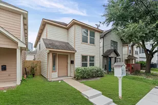 1424 Ruthven St, Houston, TX 77019 - Photo 1