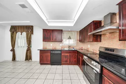 8407 Rivercross Road, Houston, TX 77064 - Photo 17