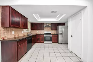 8407 Rivercross Rd, Houston, TX 77064 - Photo 13