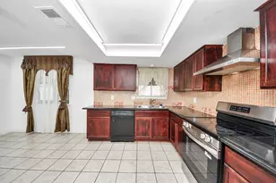 8407 Rivercross Rd, Houston, TX 77064 - Photo 17
