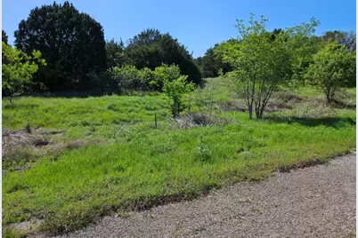 31041 Doe Run Ct, Whitney, TX 76692 - Photo 5