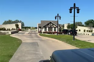 31041 Doe Run Ct, Whitney, TX 76692 - Photo 9