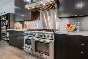 2014 Park St, Houston, TX 77019 - Photo 15