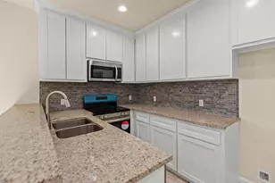 7750 Avenue J, Houston, TX 77012 - Photo 9