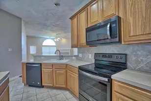 6715 Village Bridge Dr, Humble, TX 77346 - Photo 11