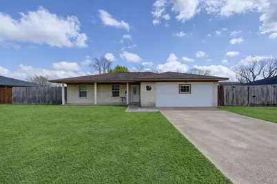 8610 Bluebonnet Street, Highlands, TX 77562 - Photo 1