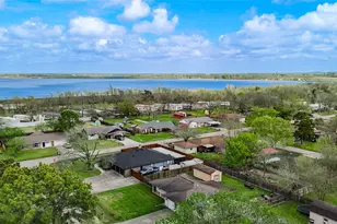 8610 Bluebonnet St, Highlands, TX 77562 - Photo 45