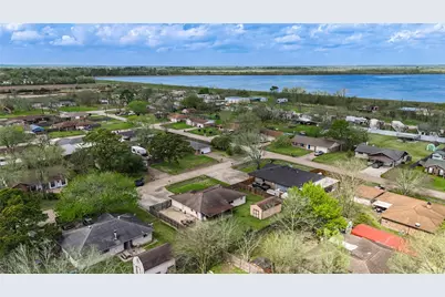 8610 Bluebonnet Street, Highlands, TX 77562 - Photo 37