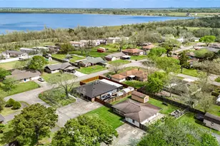 8610 Bluebonnet St, Highlands, TX 77562 - Photo 43