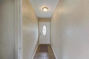 8610 Bluebonnet St, Highlands, TX 77562 - Photo 5