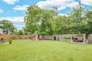 11707 Barwood Bend Dr, Houston, TX 77065 - Photo 45