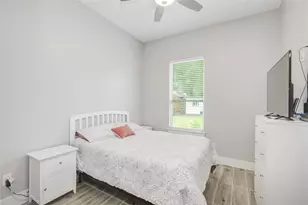 11707 Barwood Bend Dr, Houston, TX 77065 - Photo 25