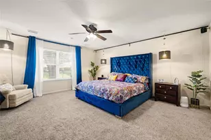 10230 E Summit Canyon Dr, Houston, TX 77095 - Photo 15